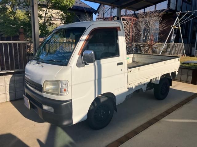 DAIHATSU HIJET truck 4WD 2003