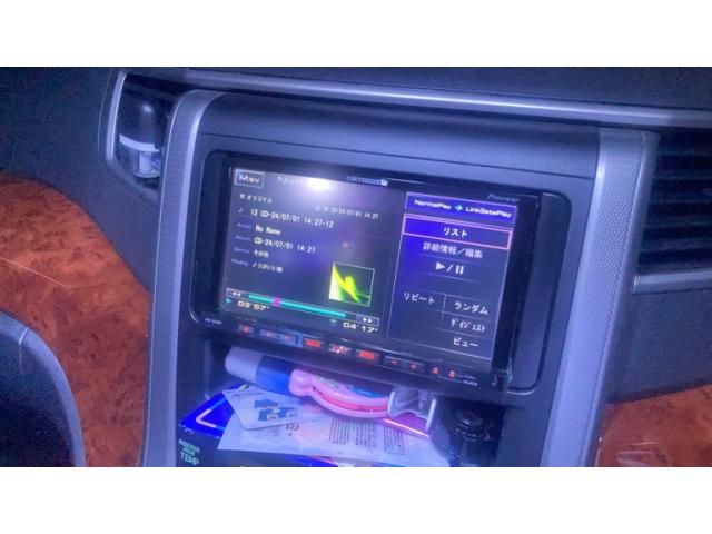 TOYOTA VELLFIRE 2010