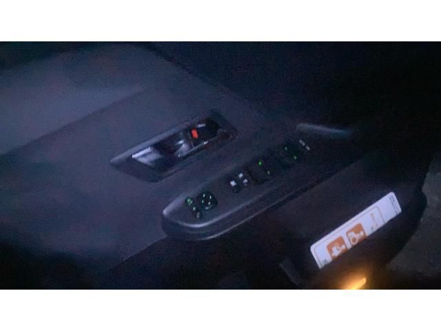 TOYOTA VELLFIRE 2010