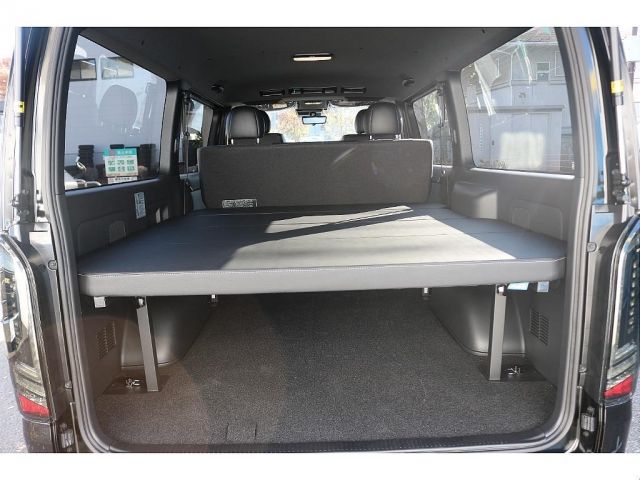 TOYOTA HIACE van 2WD 2025