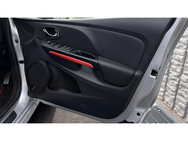 RENAULT RENAULT LUTECIA 2013