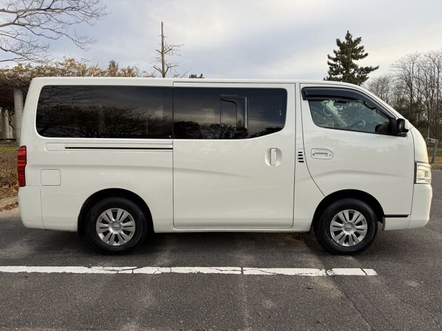 NISSAN NV350 CARAVAN 4WD 2012