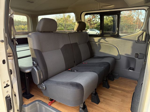 NISSAN NV350 CARAVAN 4WD 2012