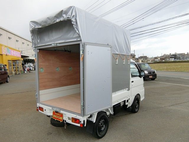DAIHATSU HIJET truck 2014