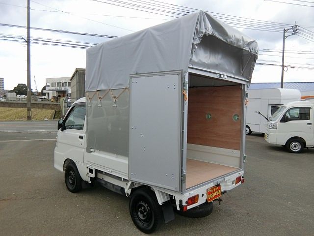 DAIHATSU HIJET truck 2014