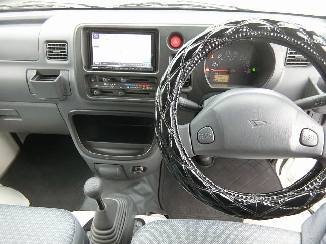 DAIHATSU HIJET truck 2014