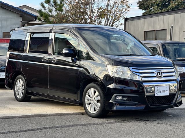 HONDA STEPWAGON SPADA 2010