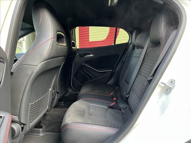 MERCEDES BENZ MERCEDES BENZ GLA class 2016