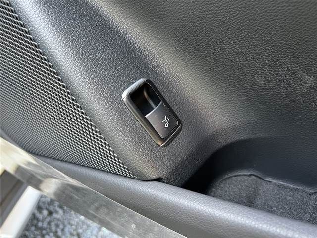 MERCEDES BENZ MERCEDES BENZ GLA class 2016