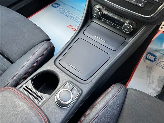 MERCEDES BENZ MERCEDES BENZ GLA class 2016