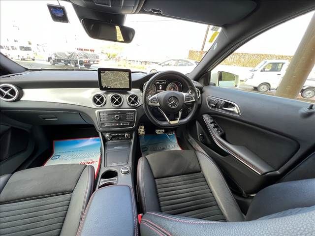 MERCEDES BENZ MERCEDES BENZ GLA class 2016