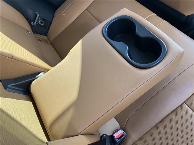 TOYOTA LEXUS UX250h 2022