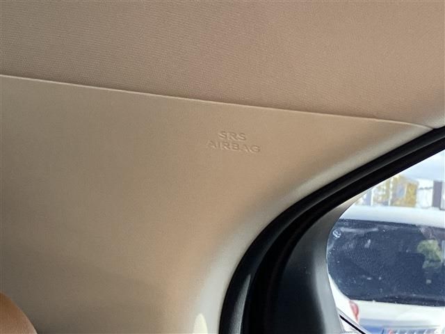 TOYOTA LEXUS UX250h 2022