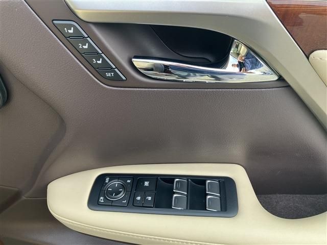 TOYOTA LEXUS RX300 2018