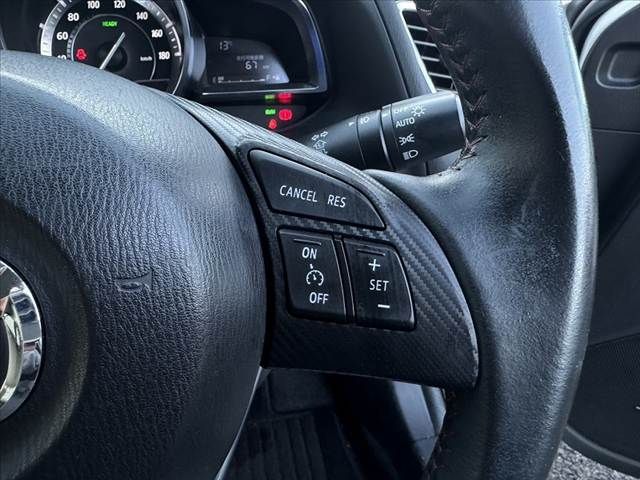 MAZDA AXELA HYBRID 2015