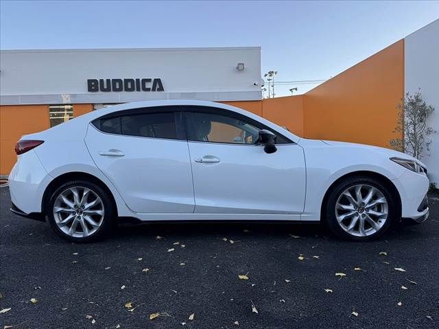 MAZDA AXELA HYBRID 2015