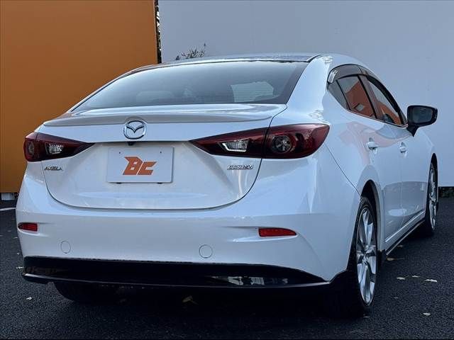 MAZDA AXELA HYBRID 2015