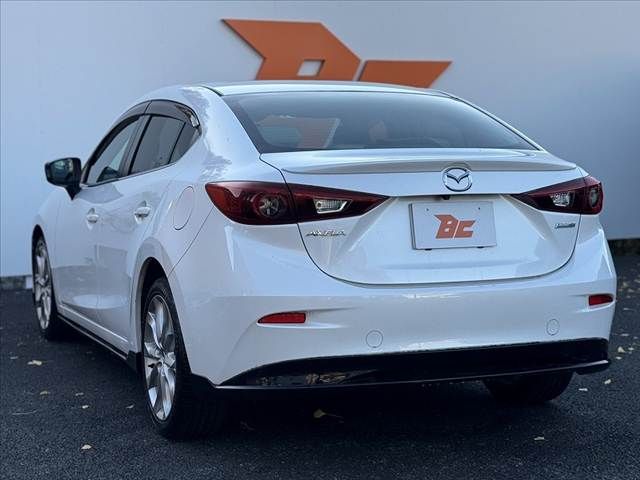 MAZDA AXELA HYBRID 2015