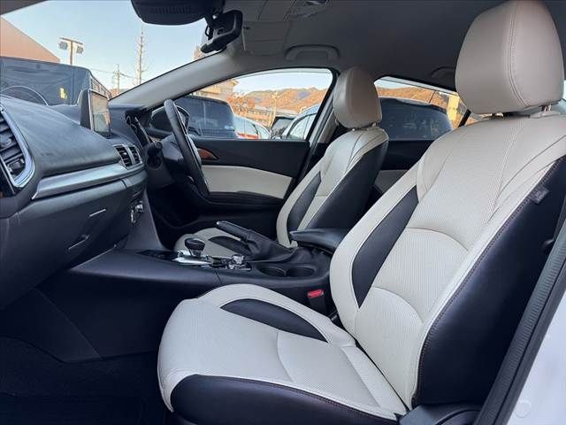 MAZDA AXELA HYBRID 2015