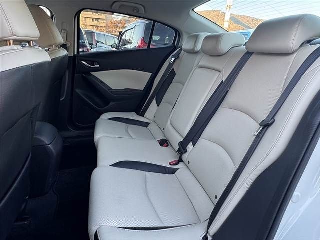 MAZDA AXELA HYBRID 2015