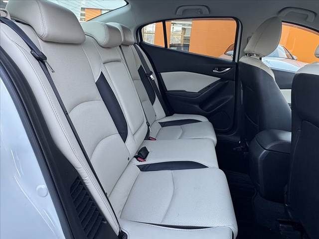 MAZDA AXELA HYBRID 2015