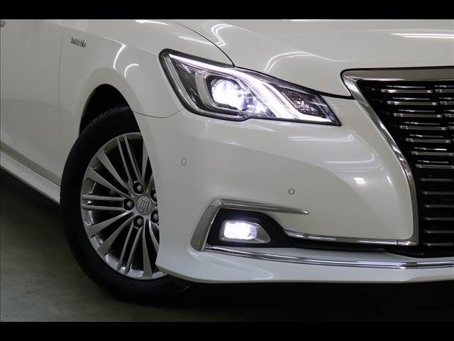 TOYOTA CROWN sedan hybrid 2017