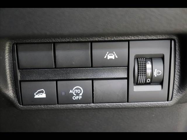 MITSUBISHI ek X 2022