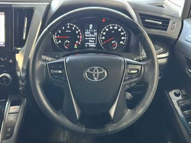 TOYOTA ALPHARD 2015