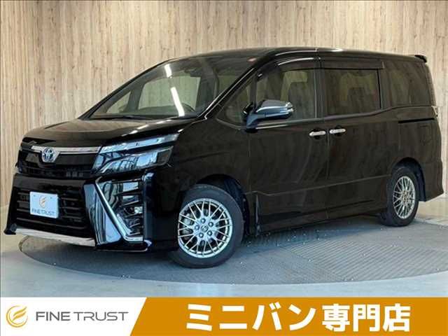 TOYOTA VOXY HYBRID 2020