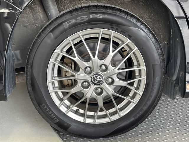 TOYOTA VOXY HYBRID 2020