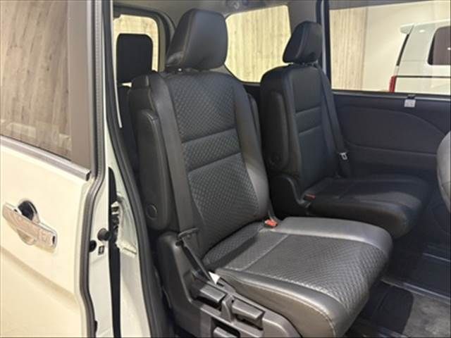 NISSAN SERENA  WG 2018