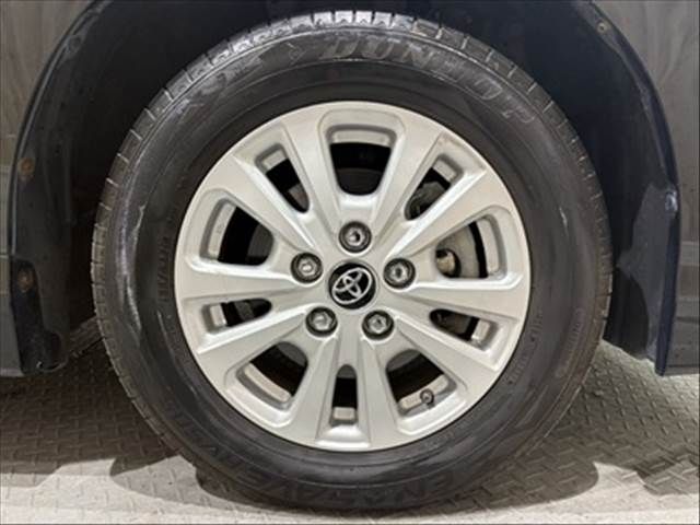 TOYOTA VOXY HYBRID 2018