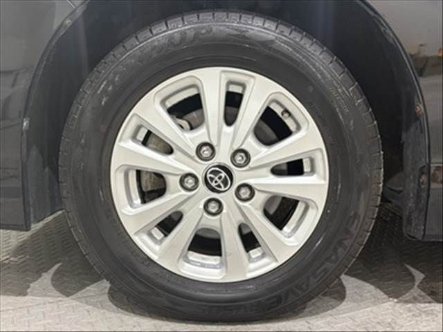 TOYOTA VOXY HYBRID 2018