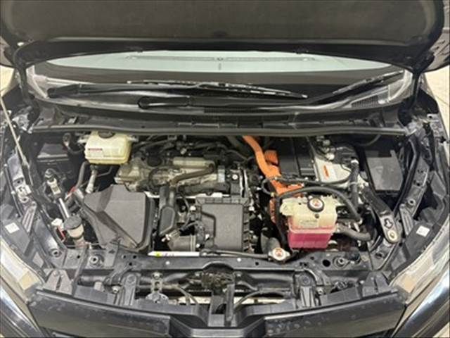 TOYOTA VOXY HYBRID 2018