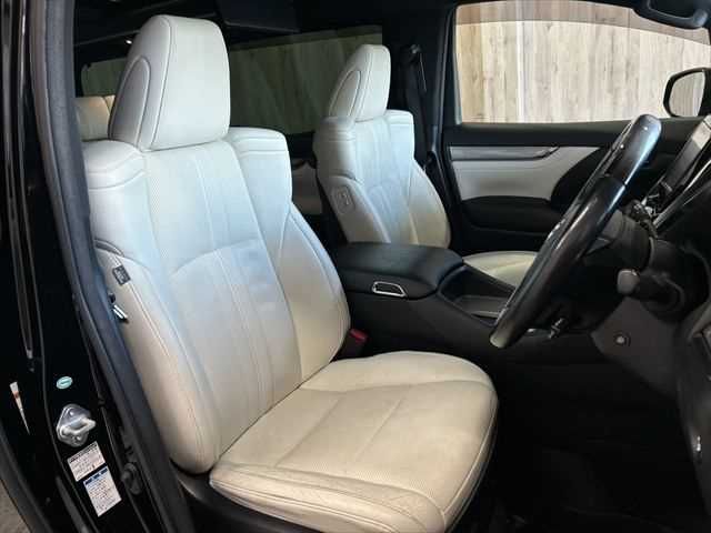 TOYOTA VELLFIRE  HYBRID 4WD 2018