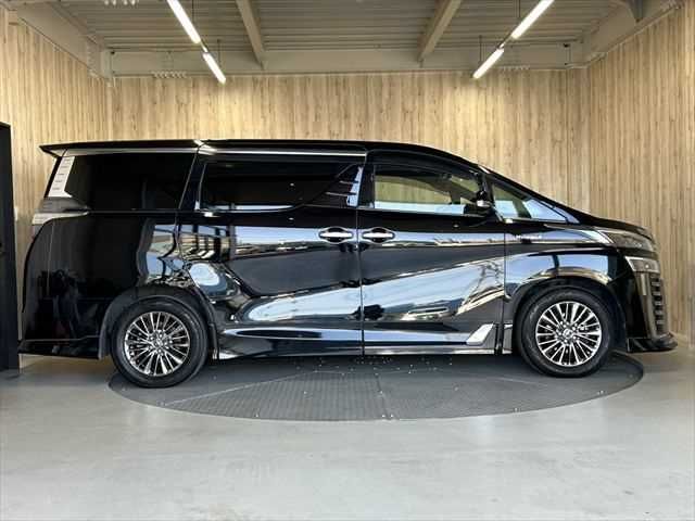TOYOTA VELLFIRE  HYBRID 4WD 2018