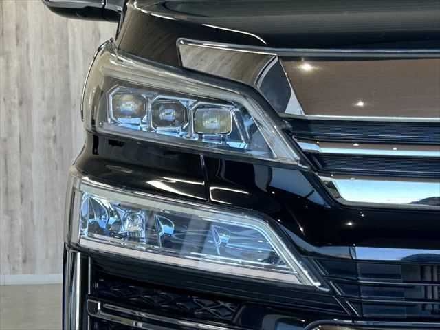 TOYOTA VELLFIRE  HYBRID 4WD 2018