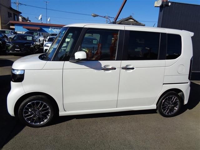 HONDA N BOX CUSTOM 4WD 2024