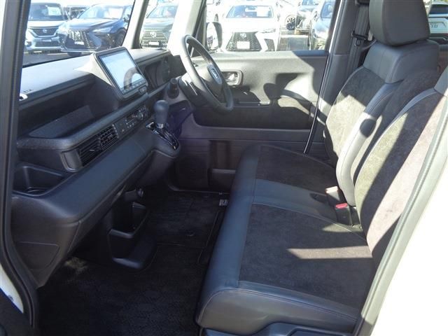 HONDA N BOX CUSTOM 4WD 2024