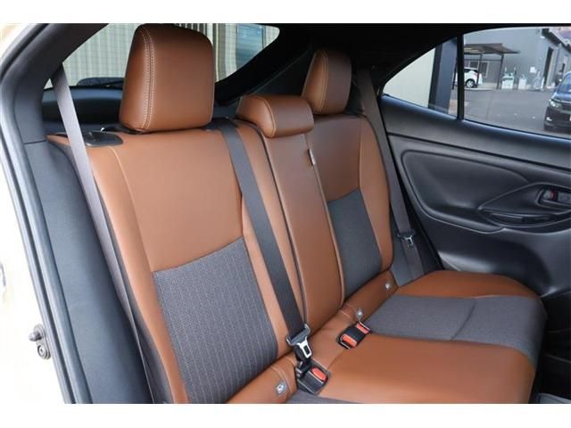 TOYOTA YARIS CROSS HYBRID 2022