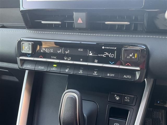 TOYOTA NOAH HYBRID 2024