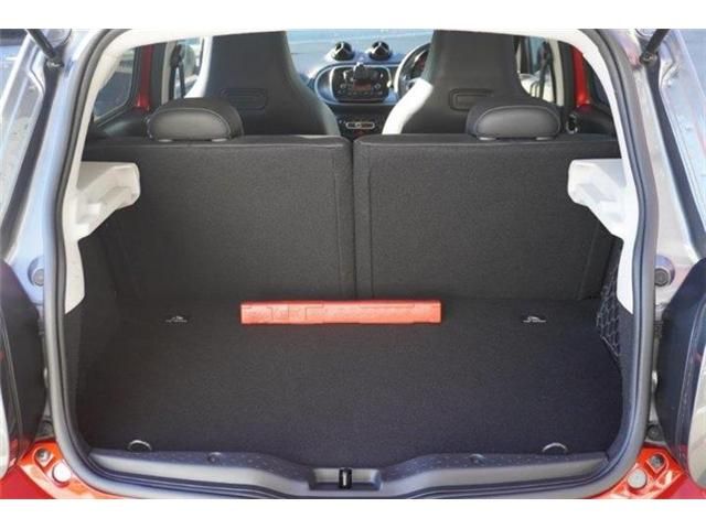 MCC SMART FORFOUR 2018