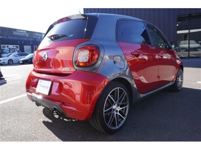 MCC SMART FORFOUR 2018