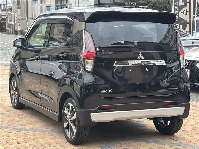 MITSUBISHI ek X 2022
