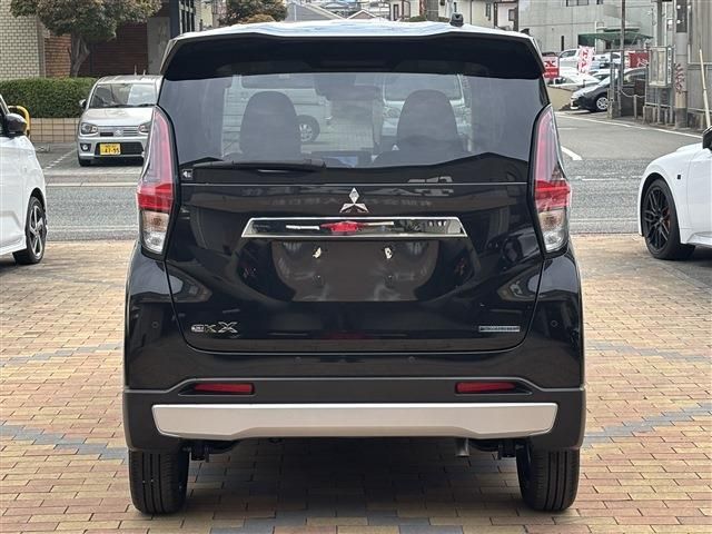 MITSUBISHI ek X 2022