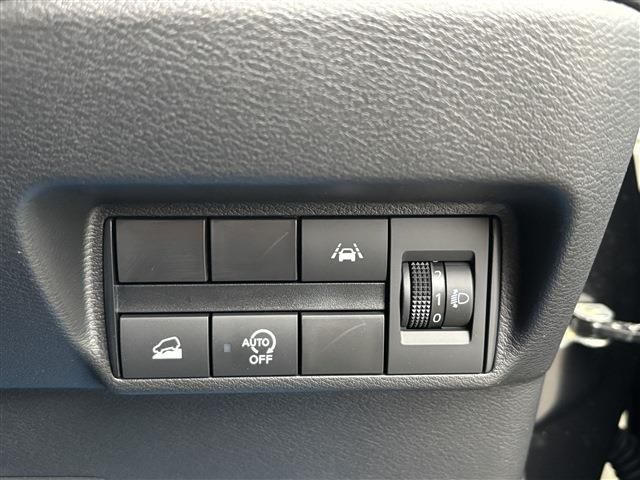 MITSUBISHI ek X 2022