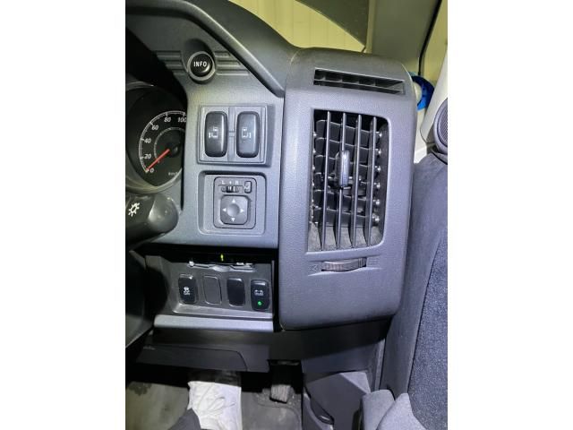 MITSUBISHI DELICA D:5 4WD 2013