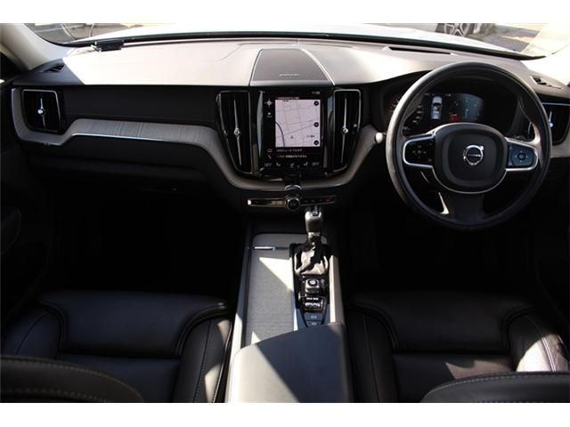 VOLVO VOLVO XC60 2019