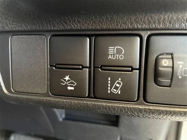 TOYOTA COROLLA FIELDER HYBRID 2020