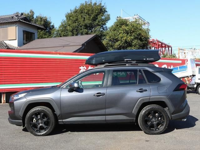 TOYOTA RAV4 4WD 2021